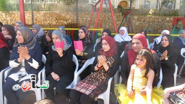 كفرقاسم – فيديو: بساتين الامل, السلام , والمحبة تحتفل بعيد الام على انغام عمو انس وجوقته ..
